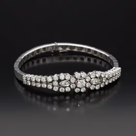 Mid 20th Century French 18ct Gold Diamond Bracelet