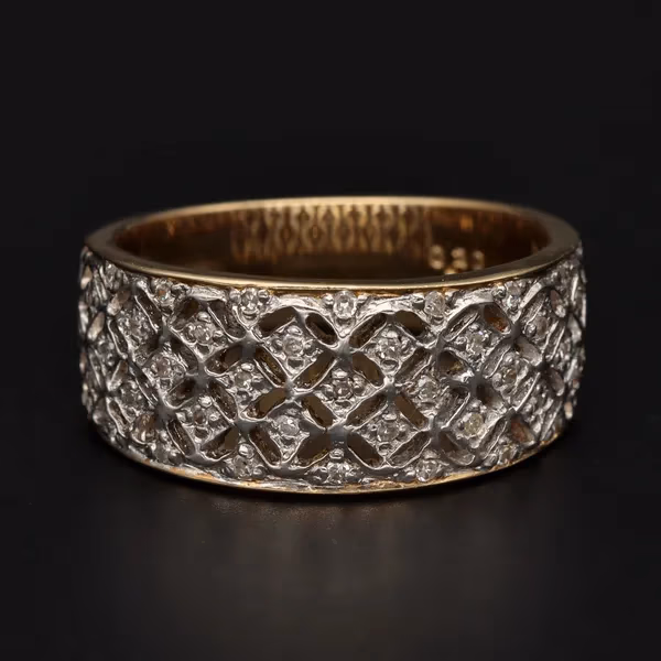 9ct Gold Lattice Diamond Ring