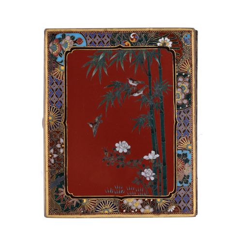 Japanese Meiji Period Cloisonné Enamel Box image-2