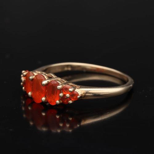 9ct Gold Fire Opal Ring image-3