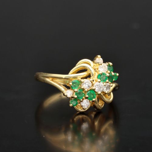 20th Century 18ct Gold Emerald and Diamond Ring image-1