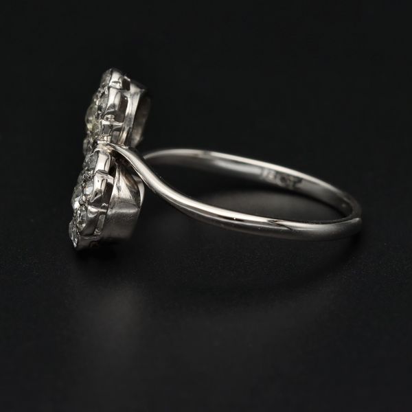 18ct White Gold Daisy Diamond Cluster Ring