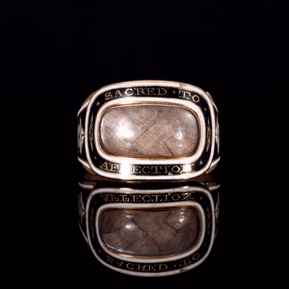 360° view of The Antique Georgian 1811 Sacred To Affection Mourning Ring