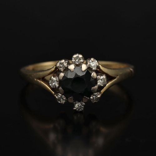 18ct Gold Sapphire and Diamond Ring. London 1975 image-2