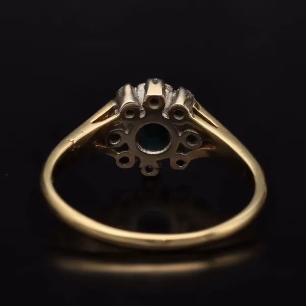18ct Gold Sapphire and Diamond Ring. London 1975