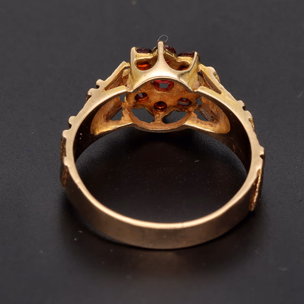 Vintage 9ct Yellow Gold Garnet Cluster Ring By Slade & Kempton