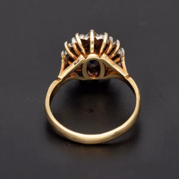 18ct Yellow Gold Sapphire & Diamond Cluster Ring