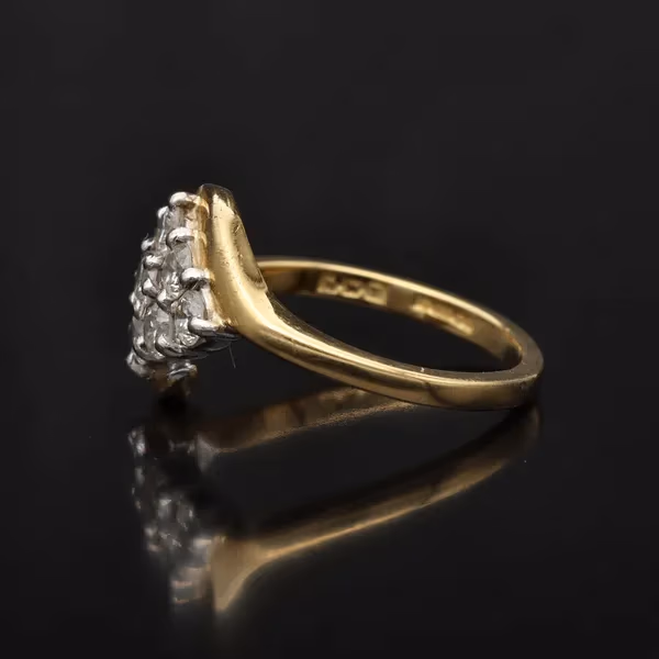 18ct Gold Diamond Cluster Ring