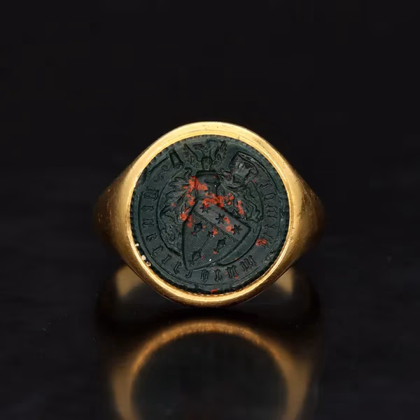 18ct Yellow Gold Antique Seal Ring