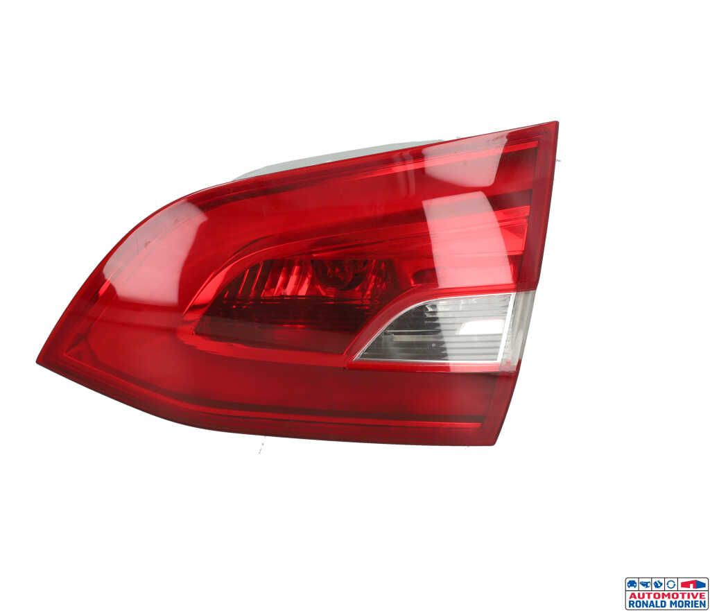 Used Taillight, right Peugeot 308 SW (L4/L9/LC/LJ/LR) 1.5 BlueHDi 130 Price € 65,00 Margin scheme offered by Automaterialen Ronald Morien B.V.