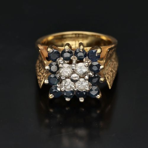 18ct Gold Sapphire and Diamond Cluster Ring image-2