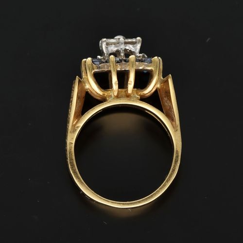 18ct Gold Sapphire and Diamond Cluster Ring image-6