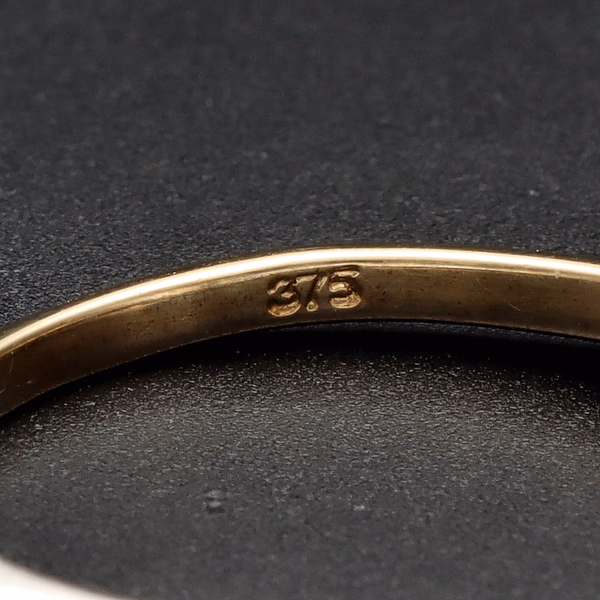 9ct Gold Diamond Ring