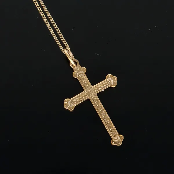 9ct Gold Cross Pendant
