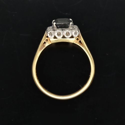 18ct Gold Sapphire Art Deco Design Ring. London 1964 image-6