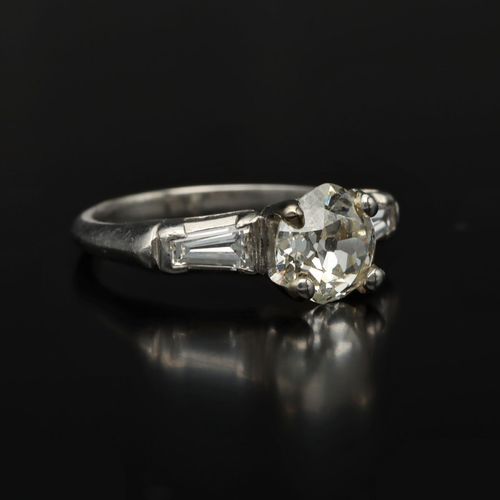 Art Deco Platinum and Diamond Ring image-1