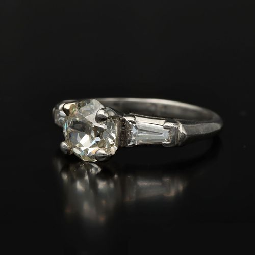Art Deco Platinum and Diamond Ring image-3