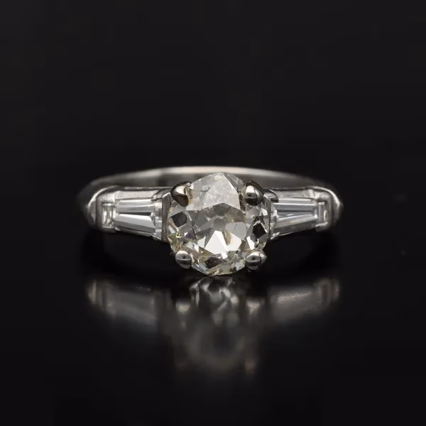 Art Deco Platinum and Diamond Ring