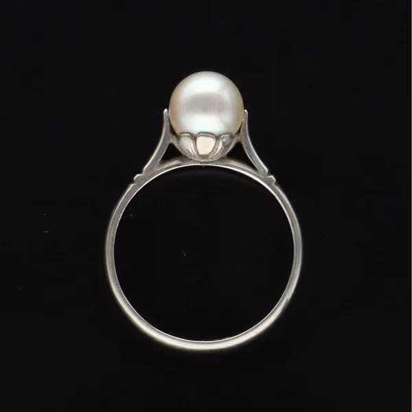 Platinum Cultured Pearl Ring