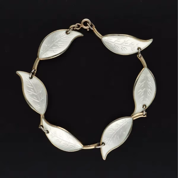 Vintage David Andersen by Willy Winnaess Norwegian Vermeil Silver & White Enamel Single Leaf Bracelet