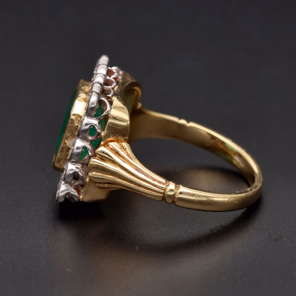 18ct Yellow Gold Emerald & Diamond Cluster Ring