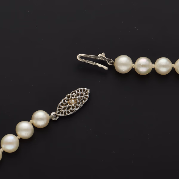 Silver Clasp Re-Strung Cultured Pearls