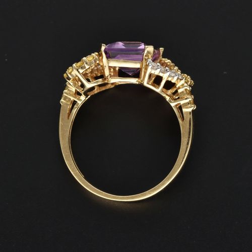 14ct Gold Amethyst - Diamond - Yellow Sapphire Dress Ring image-6