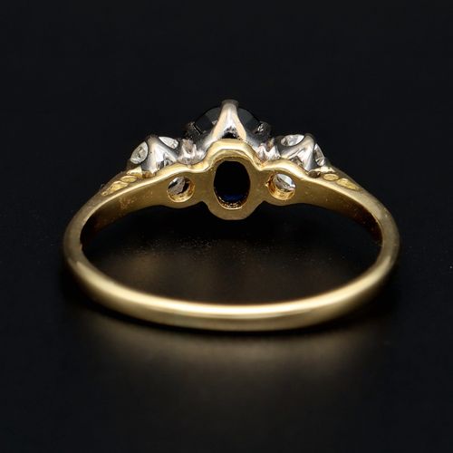 18ct Gold Sapphire and Diamond Ring image-4