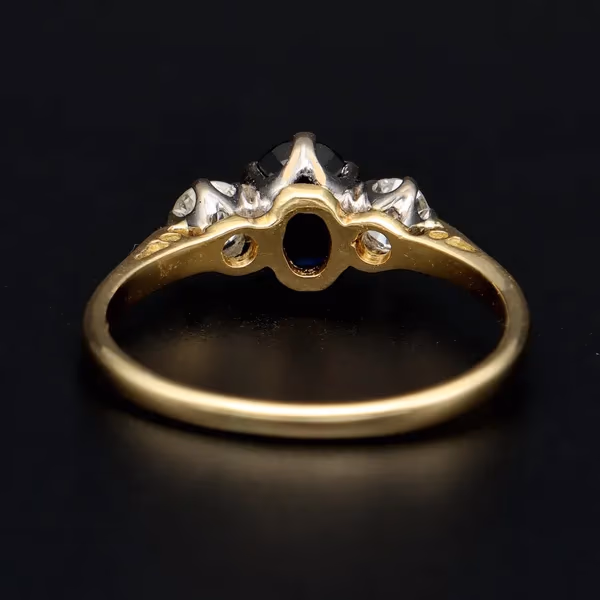 18ct Gold Sapphire and Diamond Ring