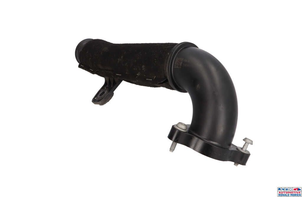 Used Air intake hose Audi A5 Quattro (B8C/S) 2.0 TDI 16V Price € 54,99 Inclusive VAT offered by Automaterialen Ronald Morien B.V.