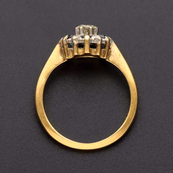 18ct Gold Diamond Sapphire Ring