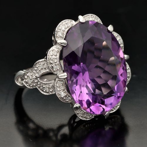 14ct Gold Amethyst and Diamond Ring image-1