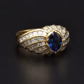 18ct Diamond & Sapphire Ring
