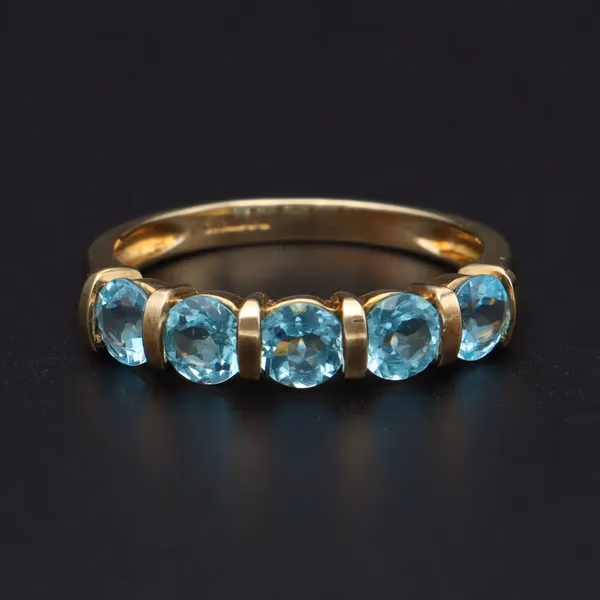 9ct Gold Topaz Ring