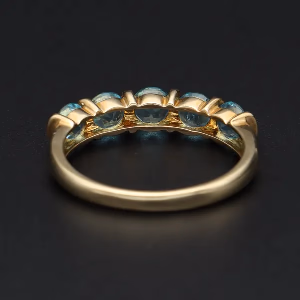 9ct Gold Topaz Ring