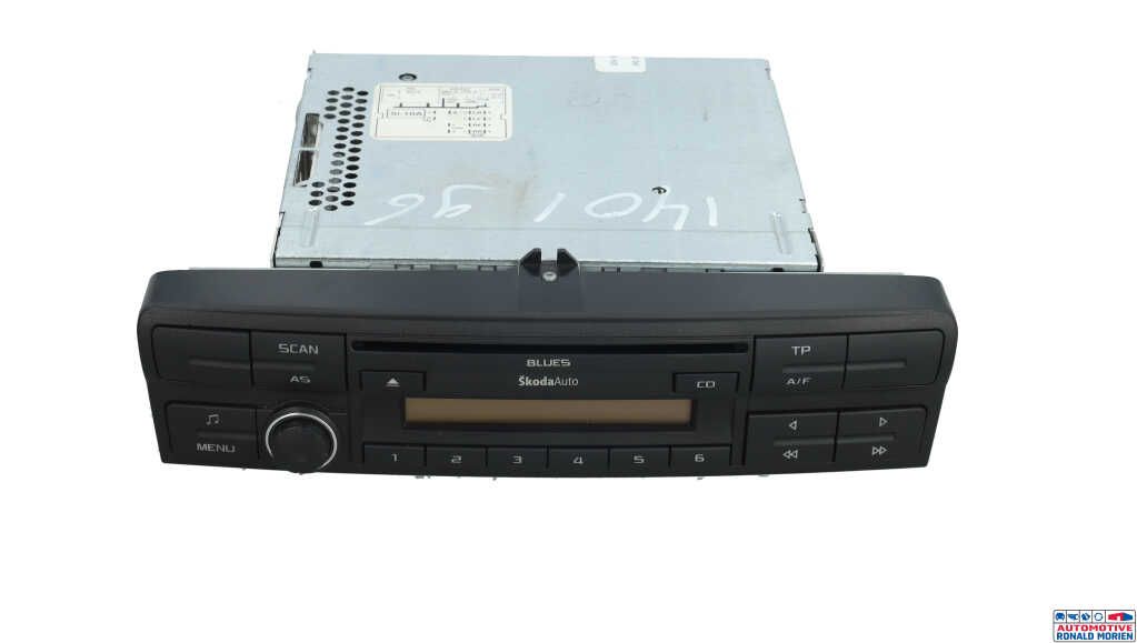 Gebrauchte Radio CD Spieler Skoda Octavia (1Z3) 1.4 16V MPI Preis € 75,00 Margenregelung angeboten von Automaterialen Ronald Morien B.V.