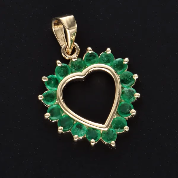 18ct Gold Emerald Heart Pendant