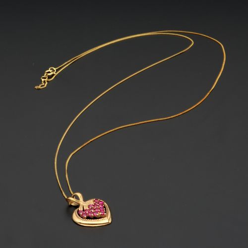 9ct Gold Ruby Pendant image-3