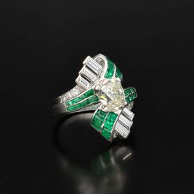 Art Deco Platinum Diamond and Emerald Ring