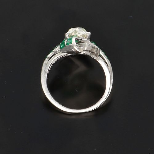 Art Deco Platinum Diamond and Emerald Ring image-6