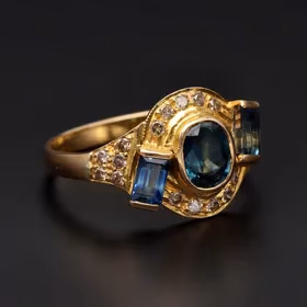 18ct Yellow Gold 1.4ct Ceylon Sapphire & Diamond Ring