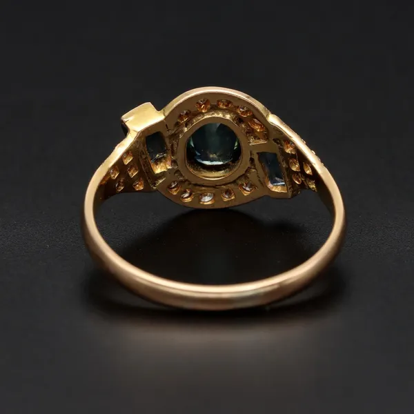 18ct Yellow Gold 1.4ct Ceylon Sapphire & Diamond Ring