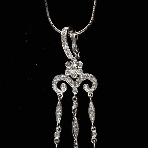 18ct White Gold Diamond and Pearl Drop Pendant Necklace image-3