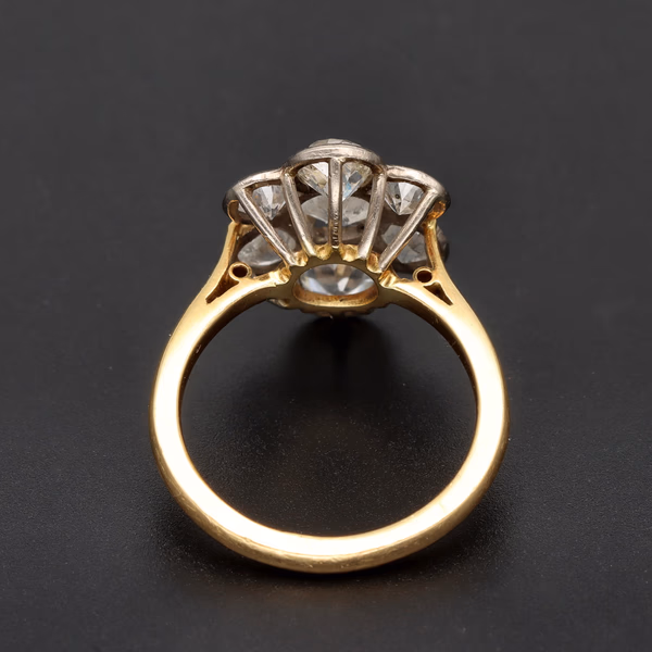 1920s 18ct Yellow Gold Ring 2ct Old-Cut Diamonds