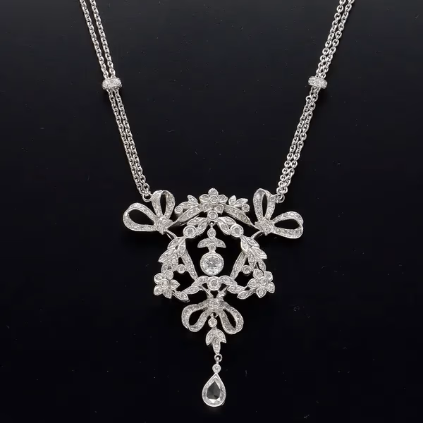 18ct White Gold Diamond Necklace