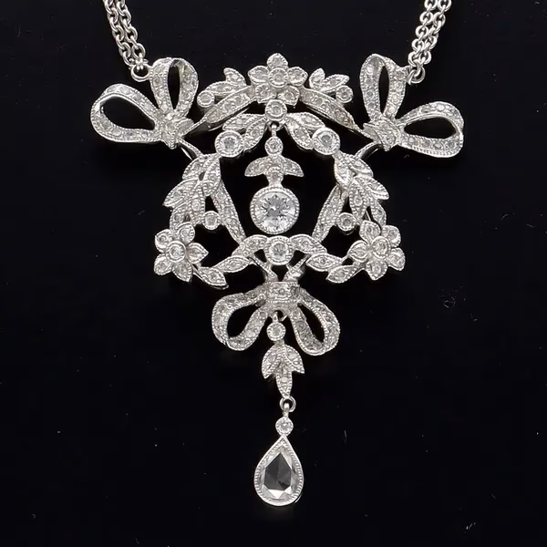 18ct White Gold Diamond Necklace