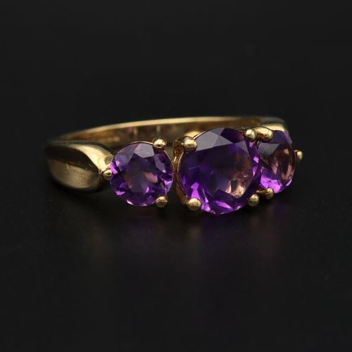 9ct Gold Three Stone Amethyst Ring image-1