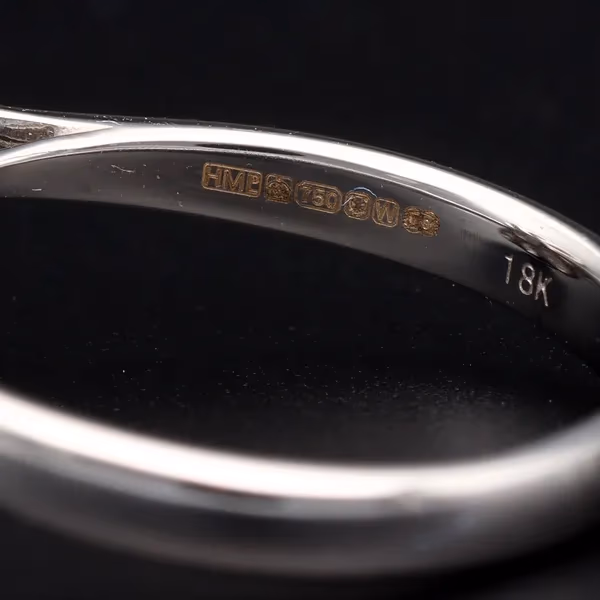 18ct White Gold Sapphire and Diamond Ring