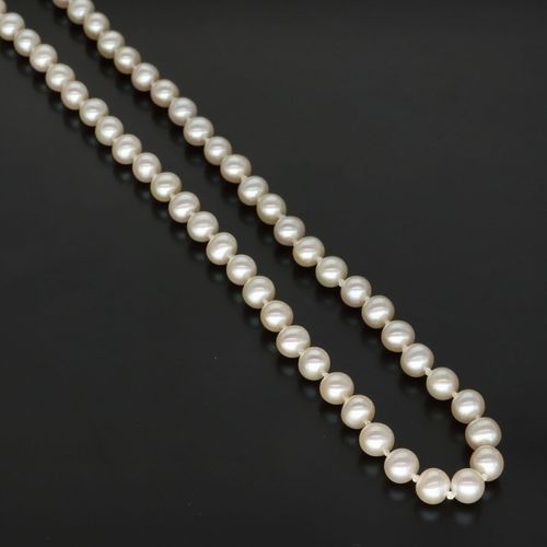 Re Strung Cultured Pearls Necklace image-1