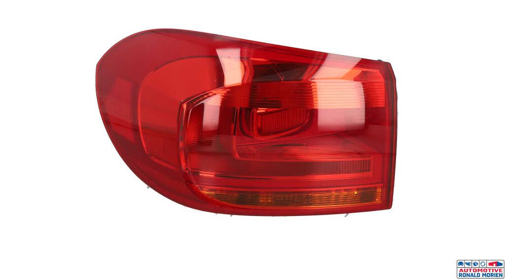 Used Taillight, left Volkswagen Tiguan (5N1/2) 2.0 TDI 16V 4Motion Price € 49,00 Margin scheme offered by Automaterialen Ronald Morien B.V.